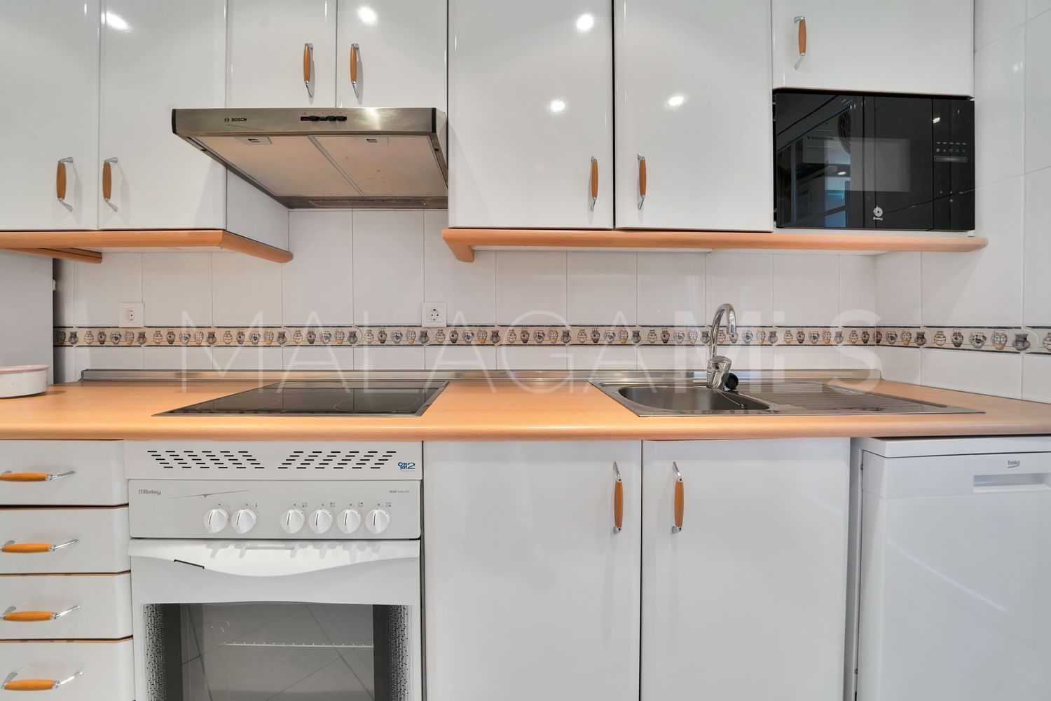 Flat for sale in Nueva Andalucia