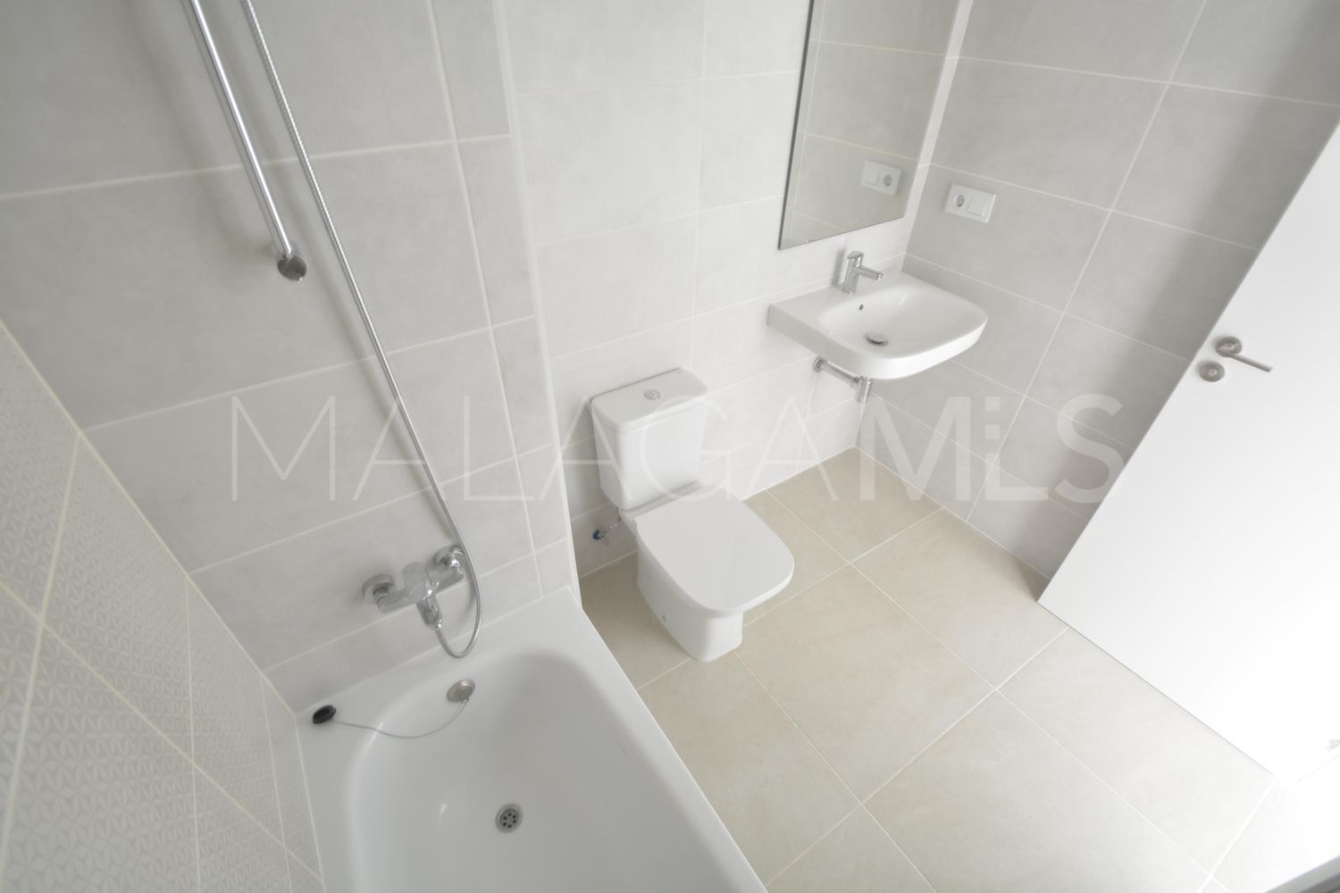 Flat for sale in La Resina Golf