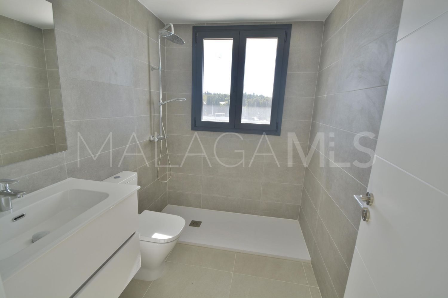Flat for sale in La Resina Golf