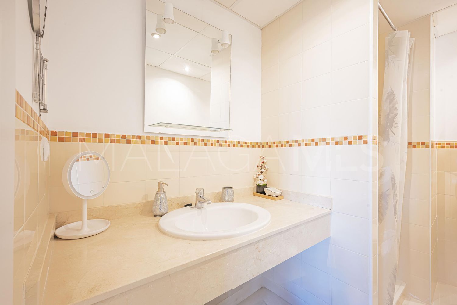 Flat for sale in Sitio de Calahonda