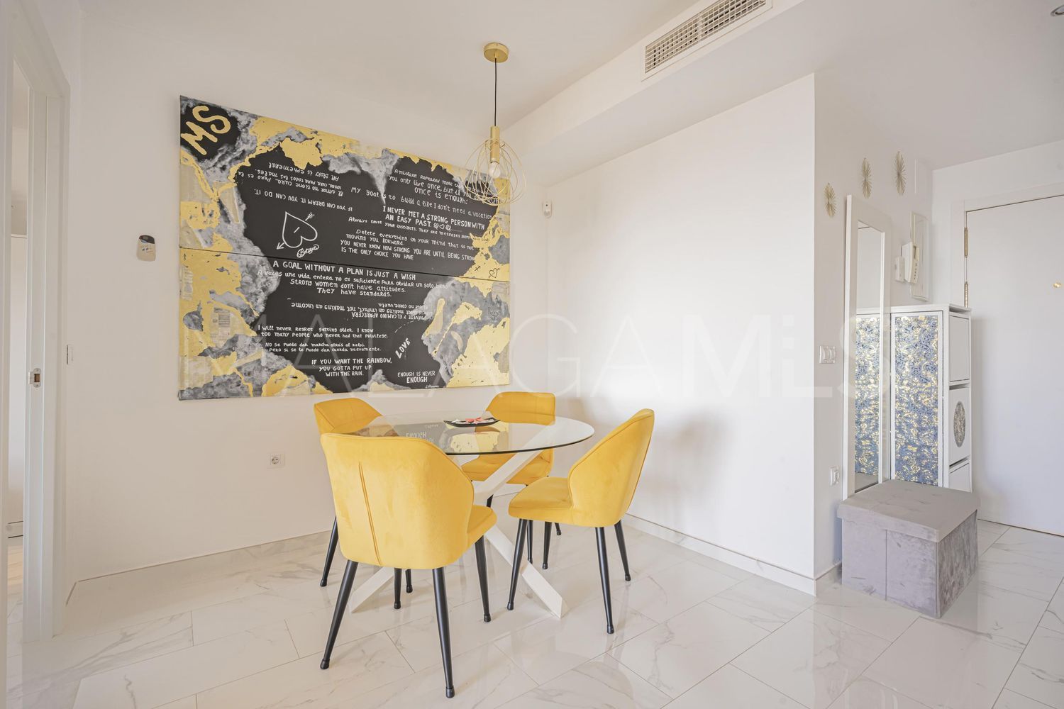 Flat for sale in Sitio de Calahonda