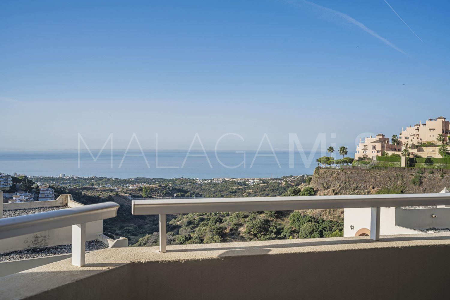 Flat for sale in Sitio de Calahonda