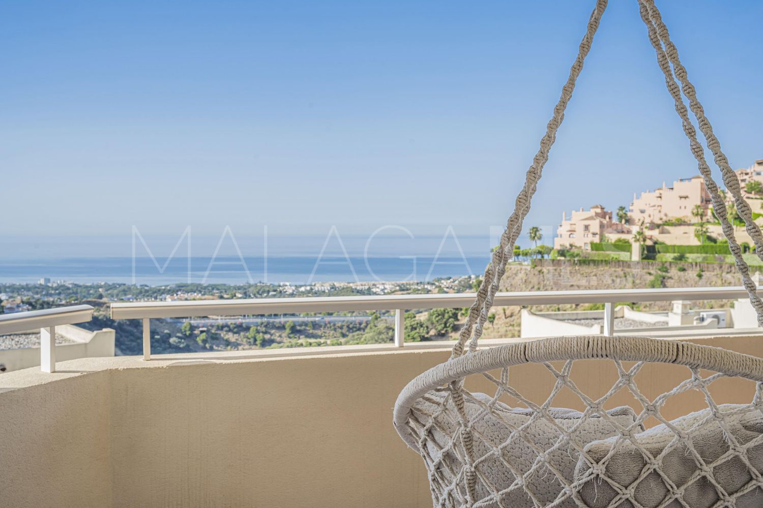 Flat for sale in Sitio de Calahonda