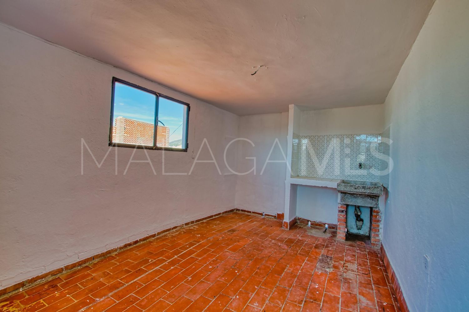 Byggnad for sale in Vélez-Málaga
