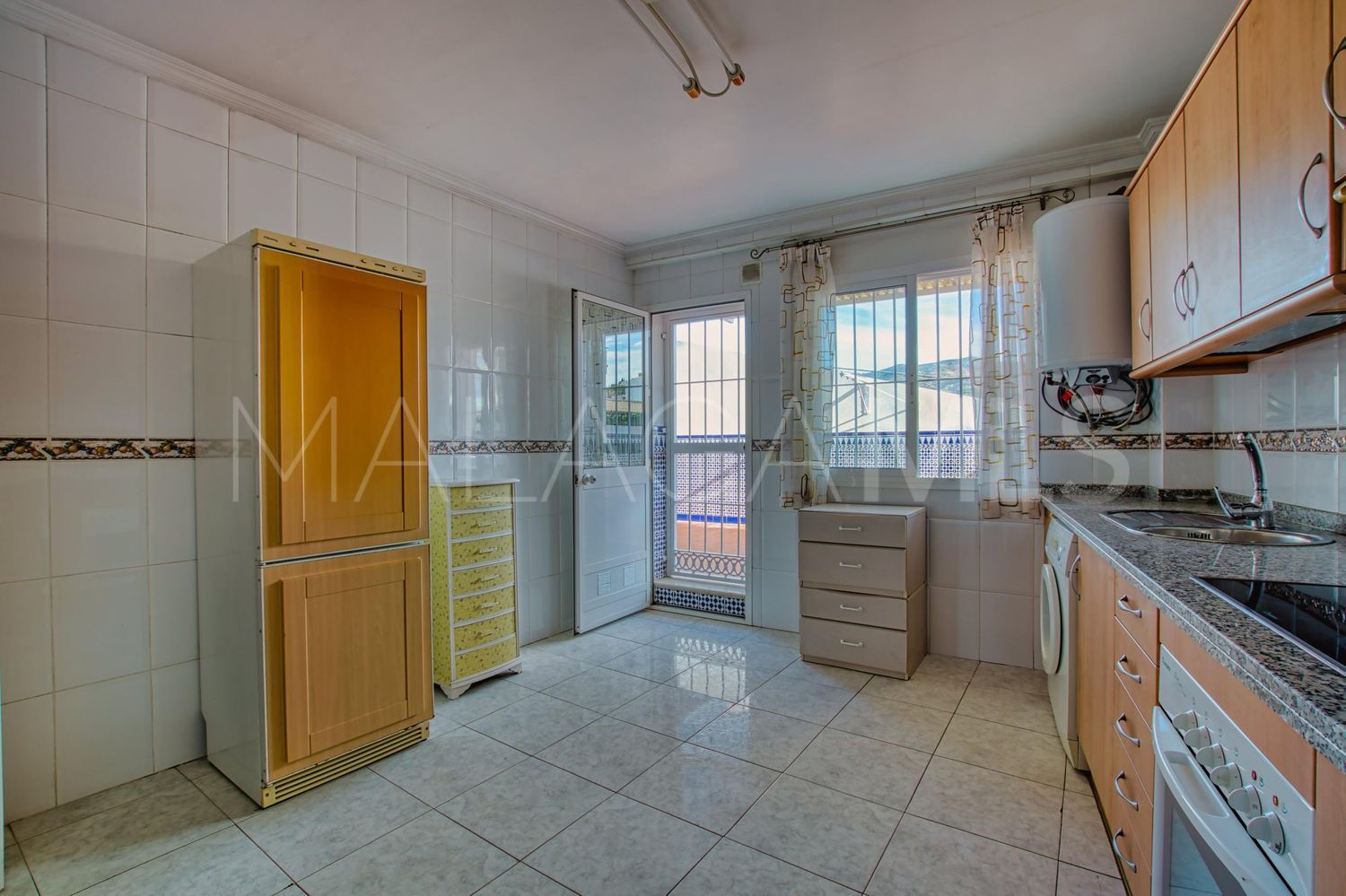 Byggnad for sale in Vélez-Málaga