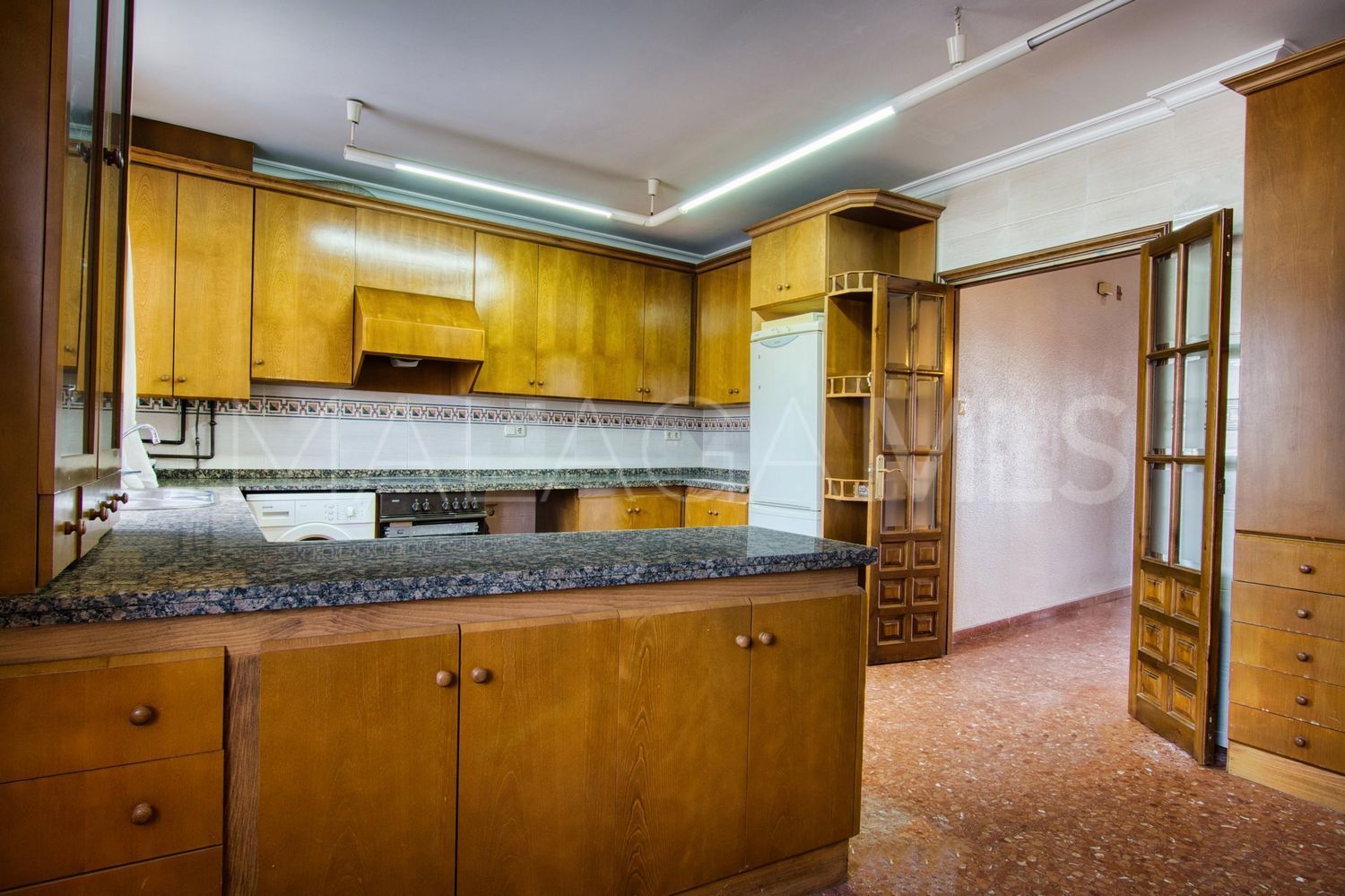 Byggnad for sale in Vélez-Málaga