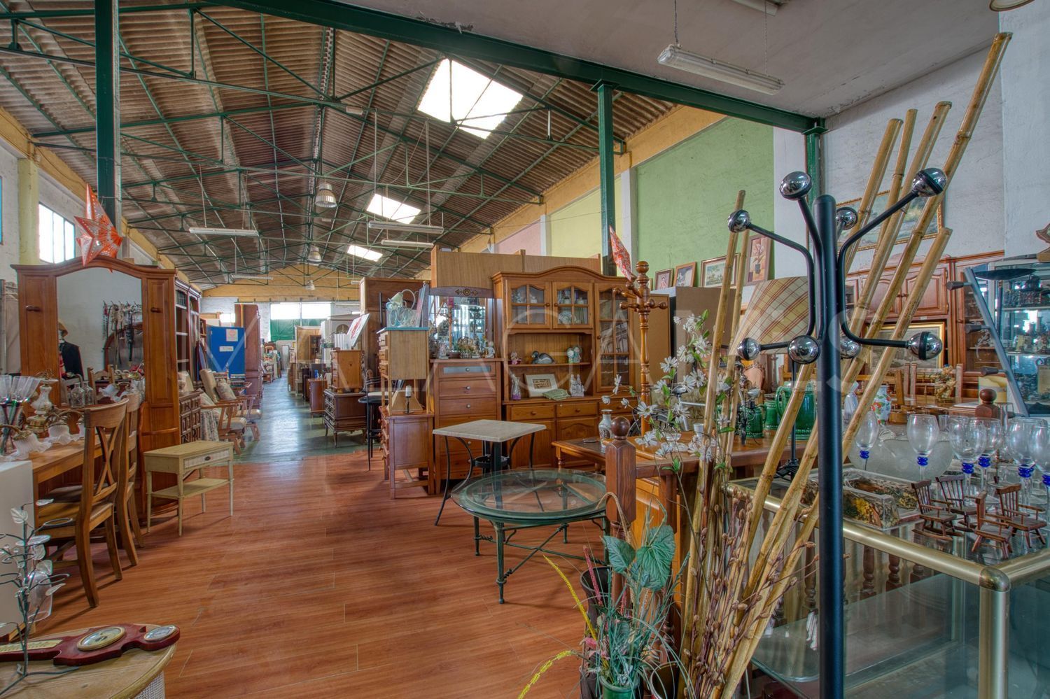 Edificio for sale in Velez Malaga