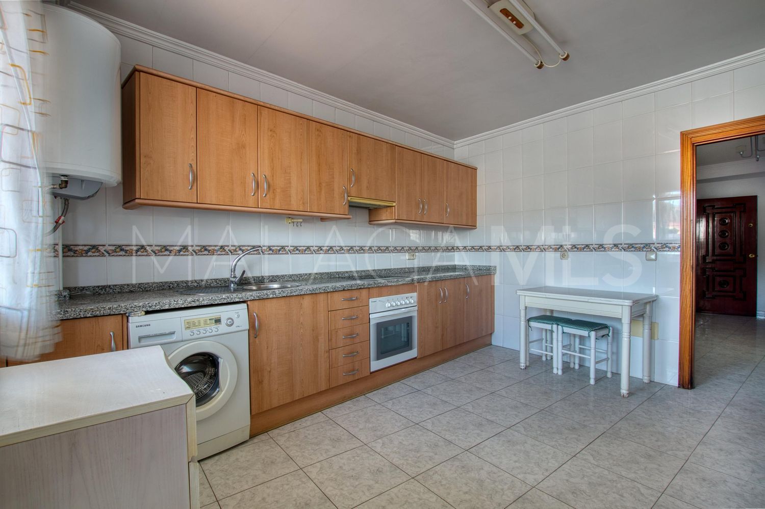 Byggnad for sale in Vélez-Málaga