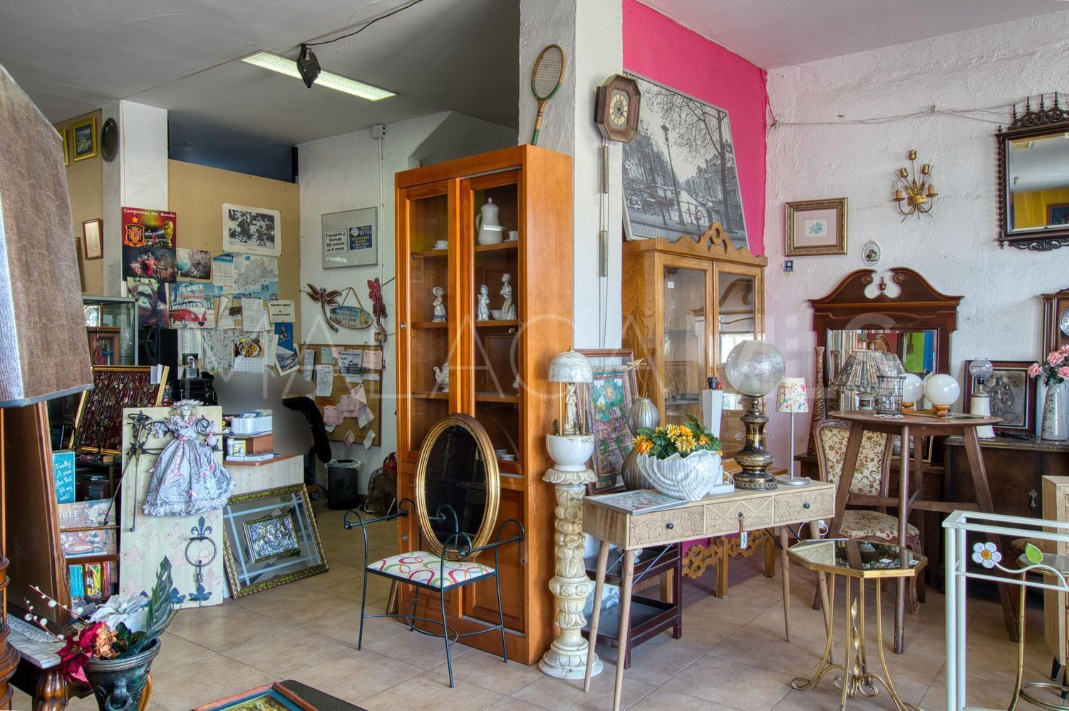 Edificio for sale in Velez Malaga