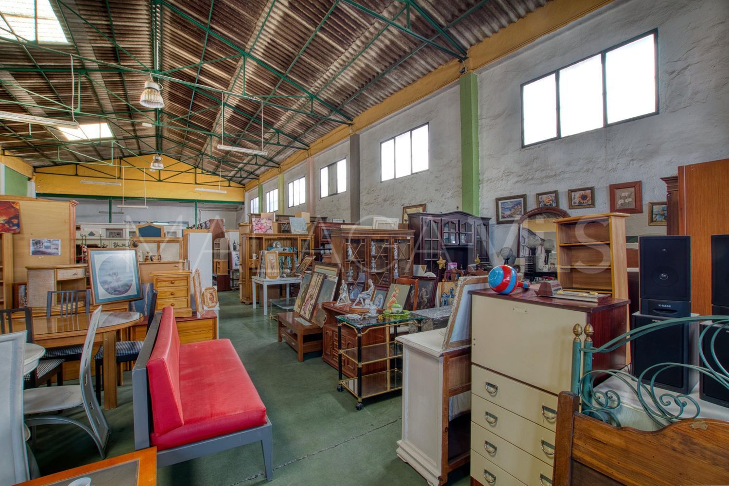 Byggnad for sale in Vélez-Málaga