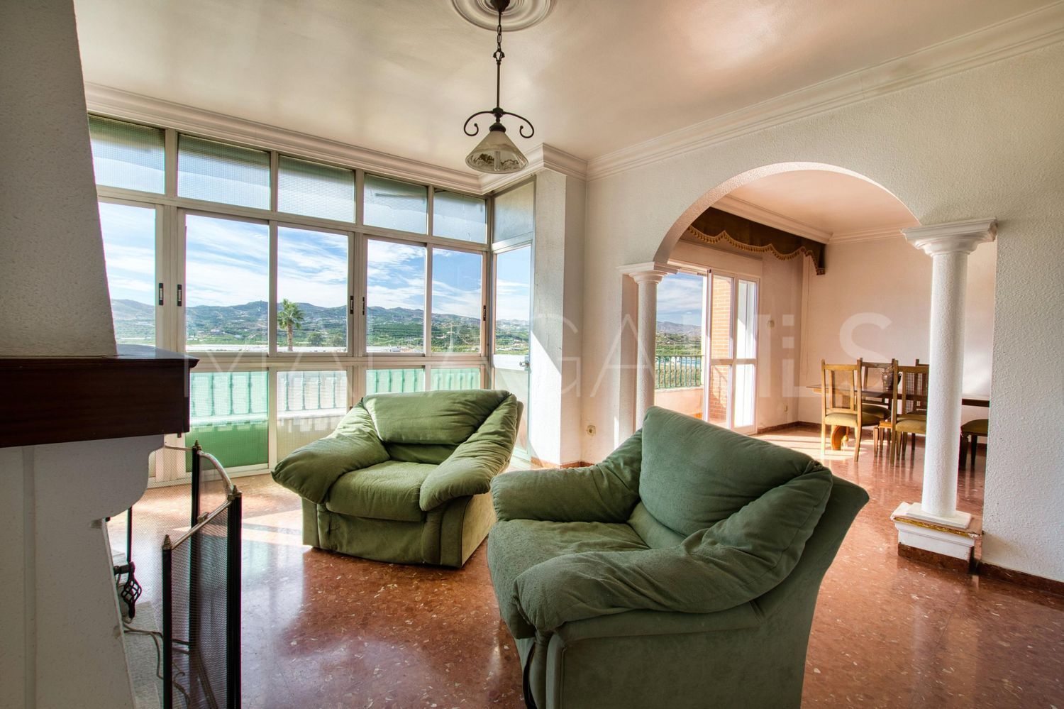 Edificio for sale in Velez Malaga