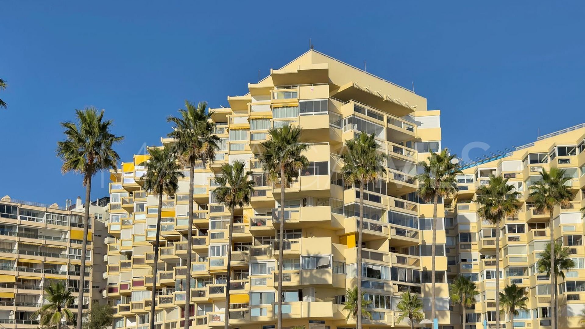 For sale flat in Playa Bajadilla - Puertos