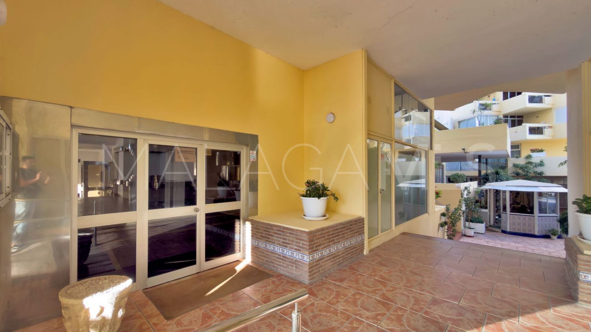 For sale flat in Playa Bajadilla - Puertos