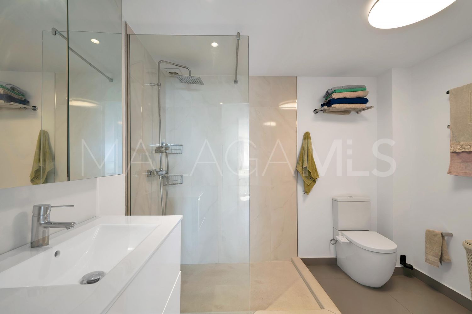 Flat with 2 bedrooms for sale in Playa Bajadilla - Puertos