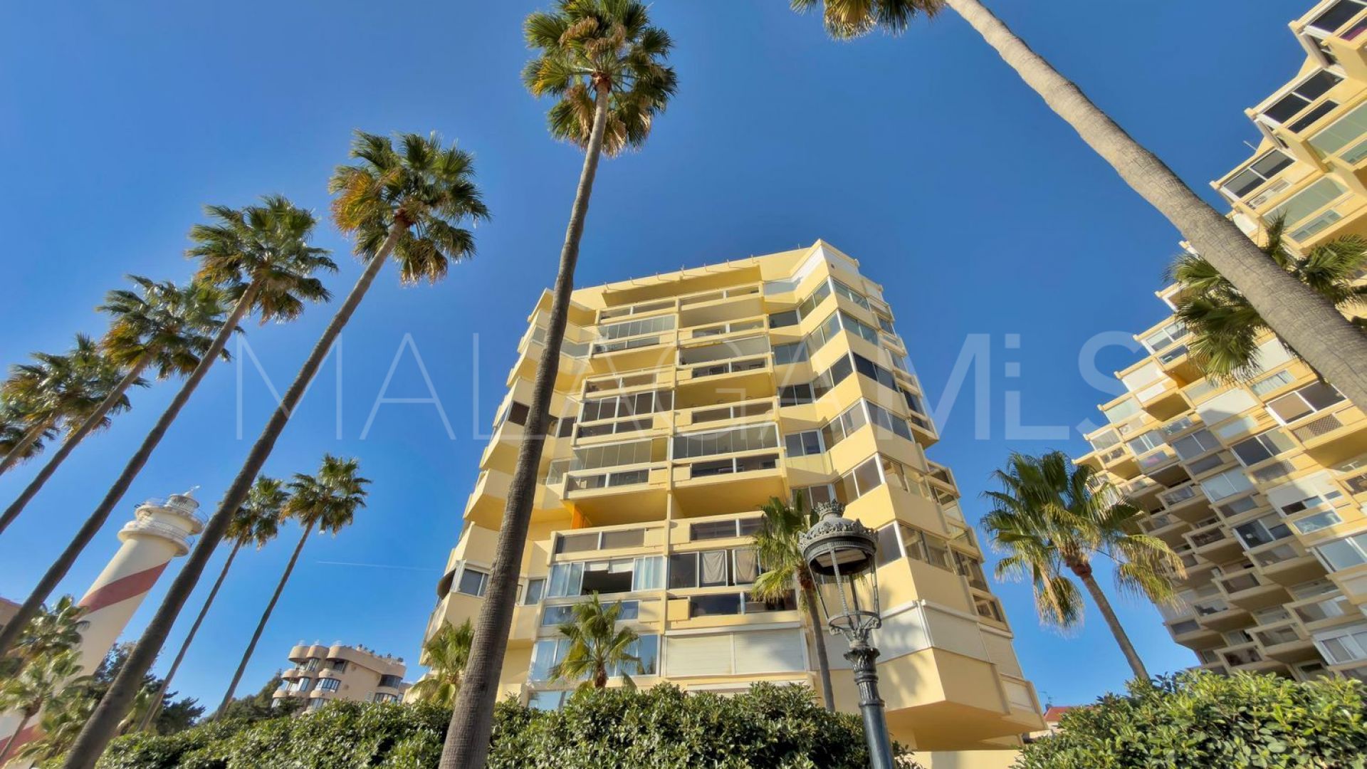 Flat for sale in Playa Bajadilla - Puertos