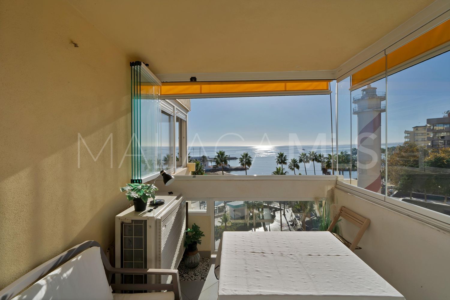Flat for sale in Playa Bajadilla - Puertos