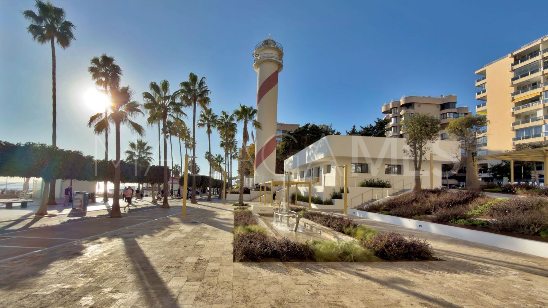 For sale flat in Playa Bajadilla - Puertos