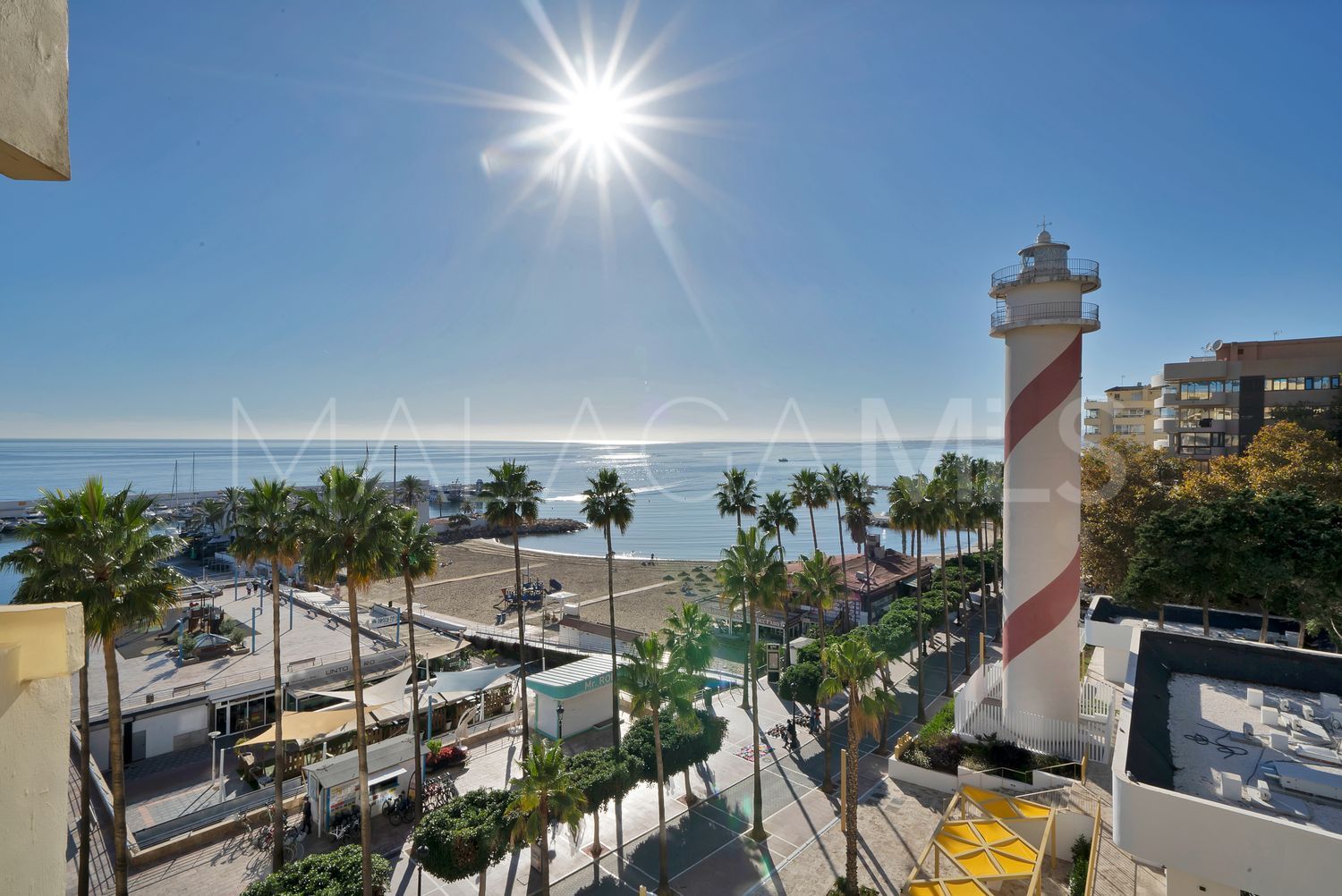 For sale flat in Playa Bajadilla - Puertos