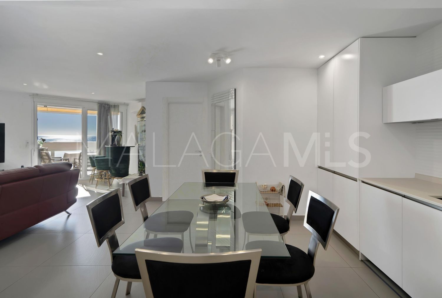 Flat with 2 bedrooms for sale in Playa Bajadilla - Puertos