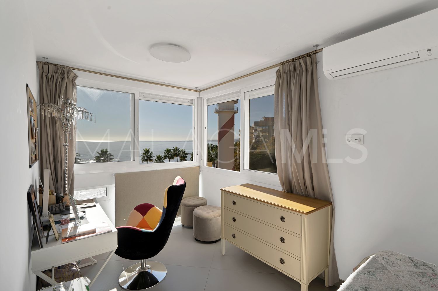 For sale flat in Playa Bajadilla - Puertos