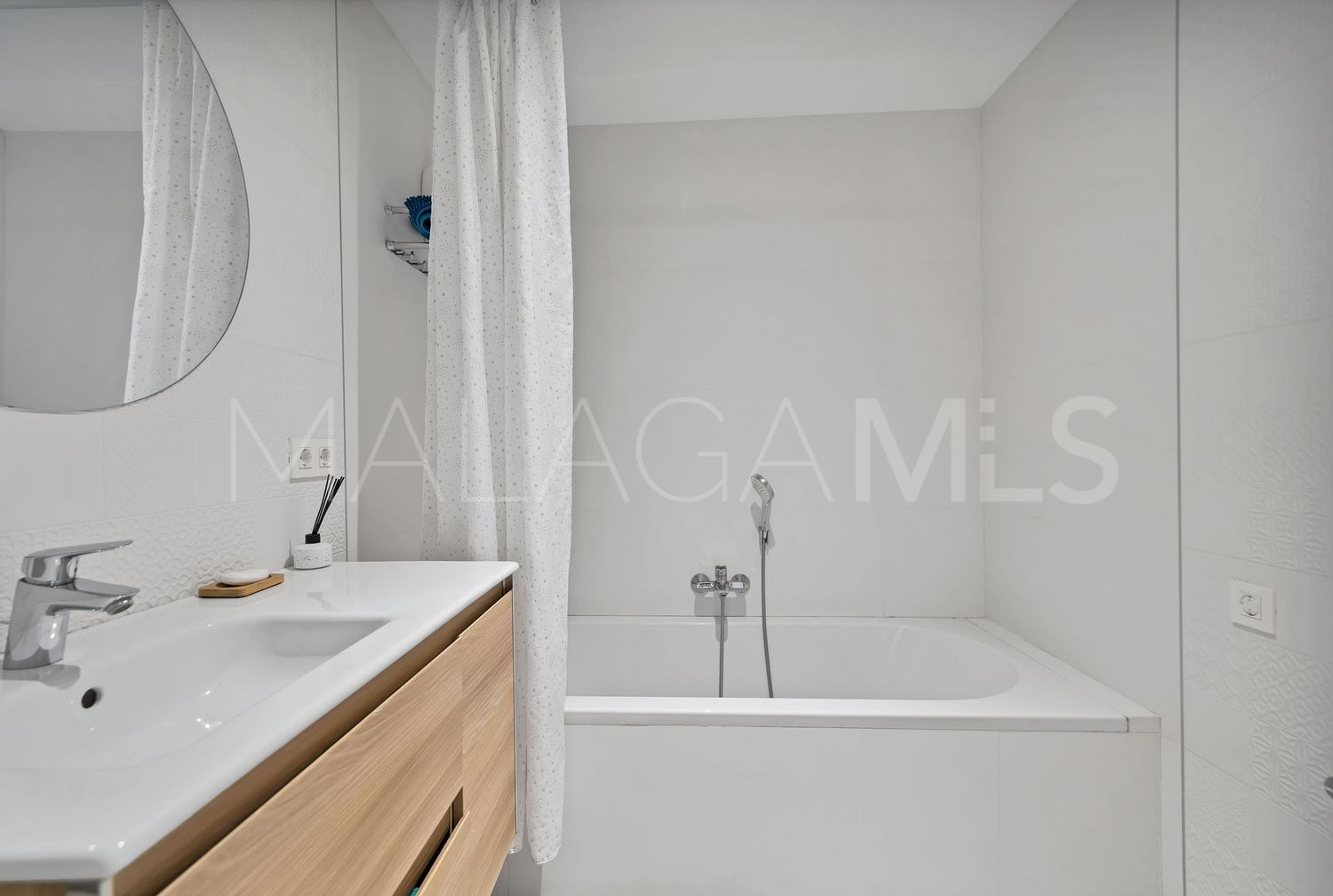 Buy flat in Huerta Belón with 2 bedrooms