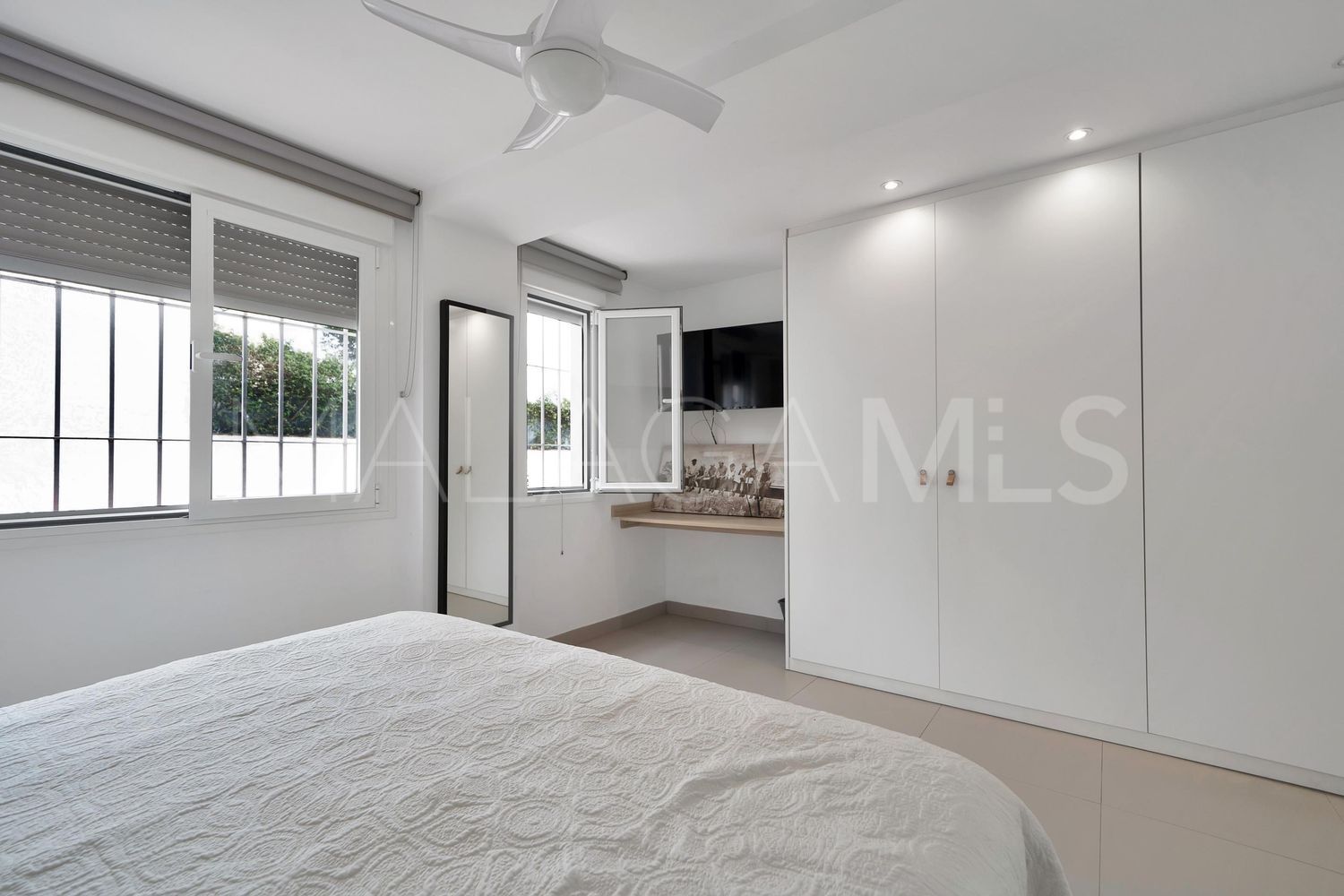 Buy flat in Huerta Belón with 2 bedrooms