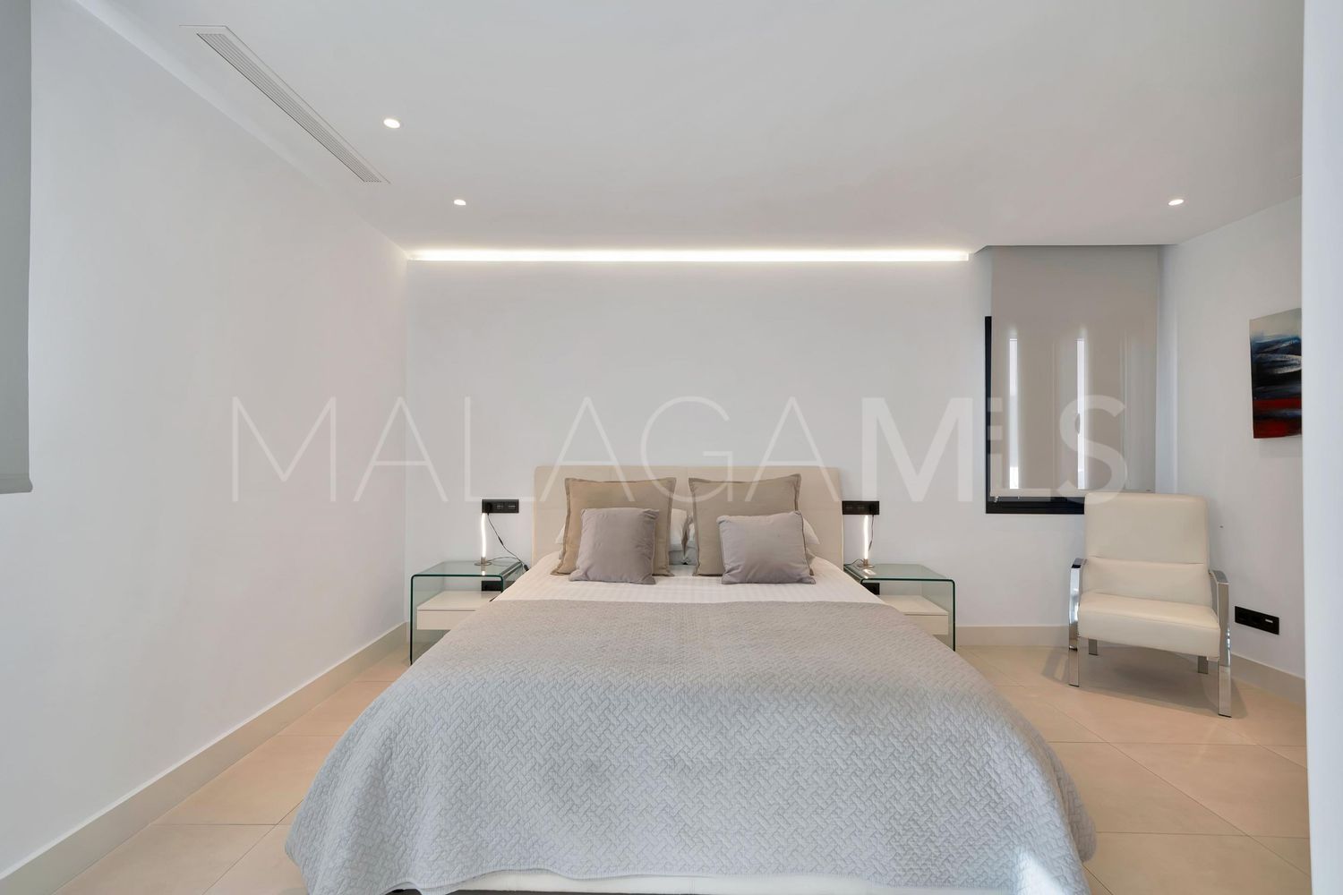 Flat for sale in Marbella - Puerto Banus