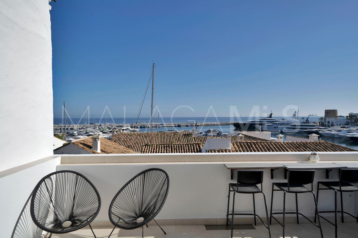 Flat for sale in Marbella - Puerto Banus