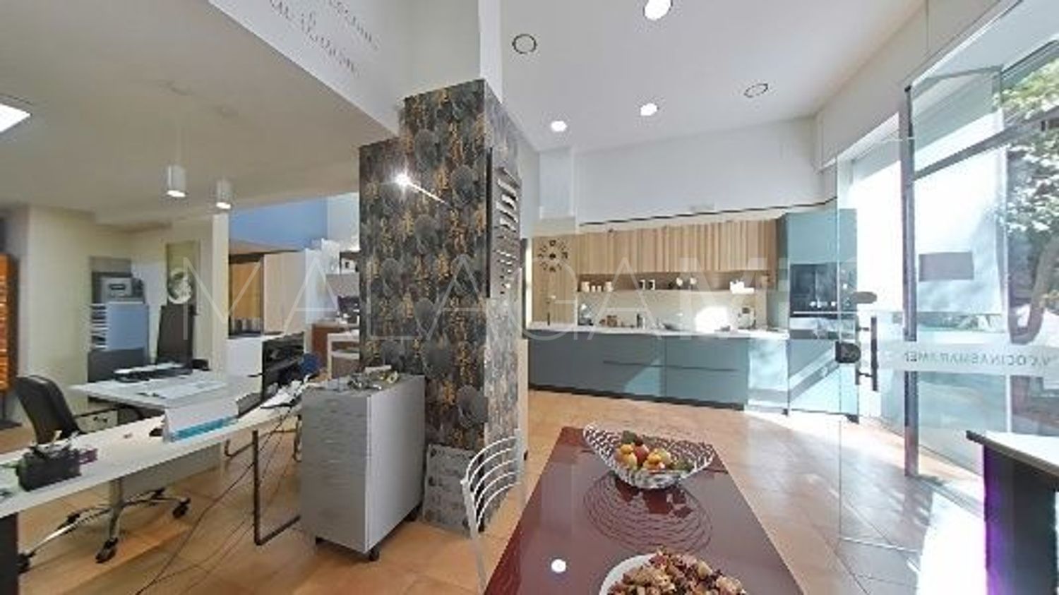 Commercial for sale in Malaga - Carretera de Cádiz