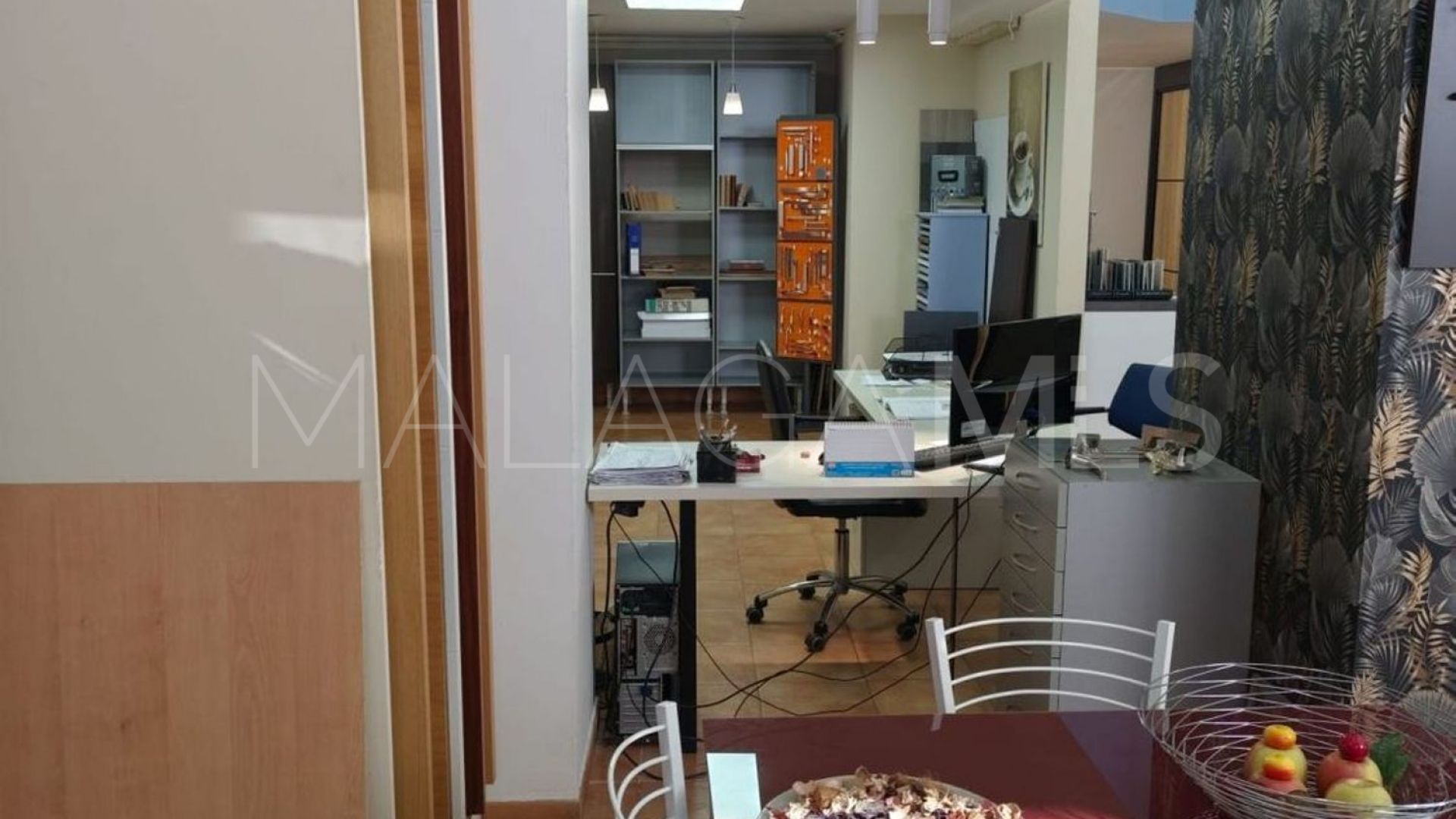 Commercial for sale in Malaga - Carretera de Cádiz