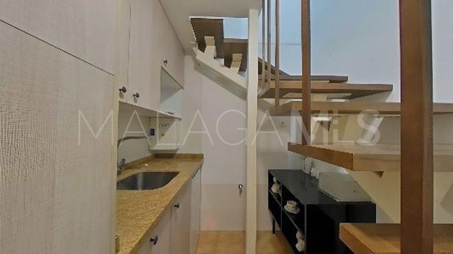 Commercial for sale in Malaga - Carretera de Cádiz