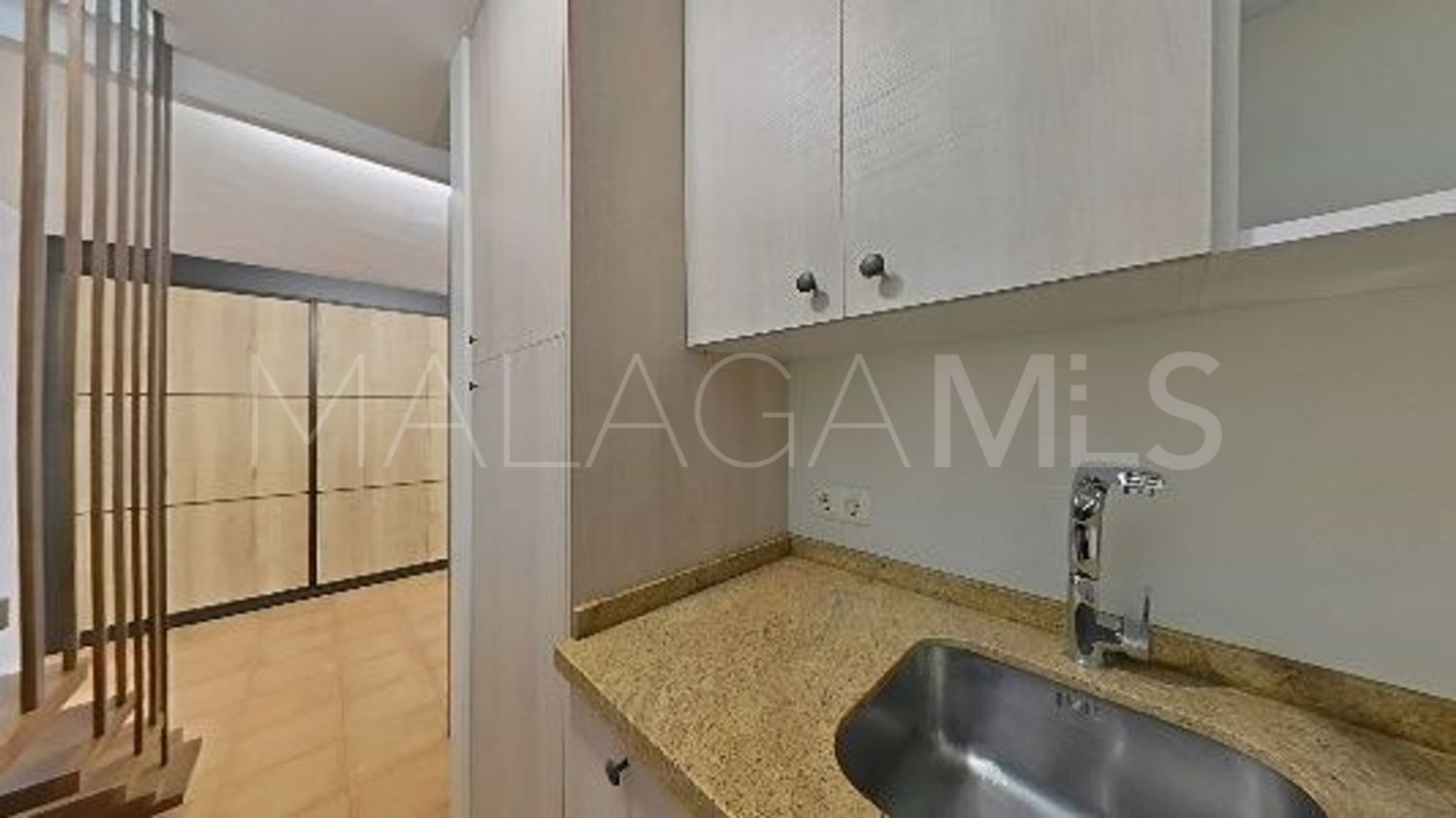 Commercial for sale in Malaga - Carretera de Cádiz