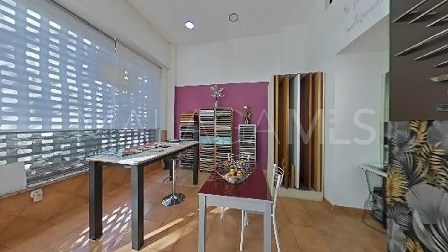 Commercial for sale in Malaga - Carretera de Cádiz