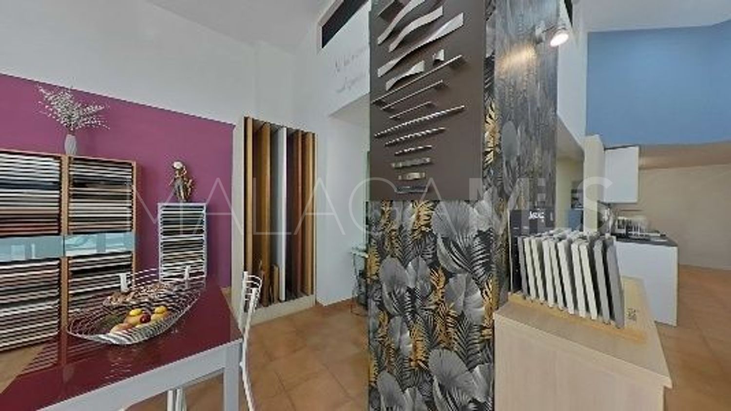Commercial for sale in Malaga - Carretera de Cádiz