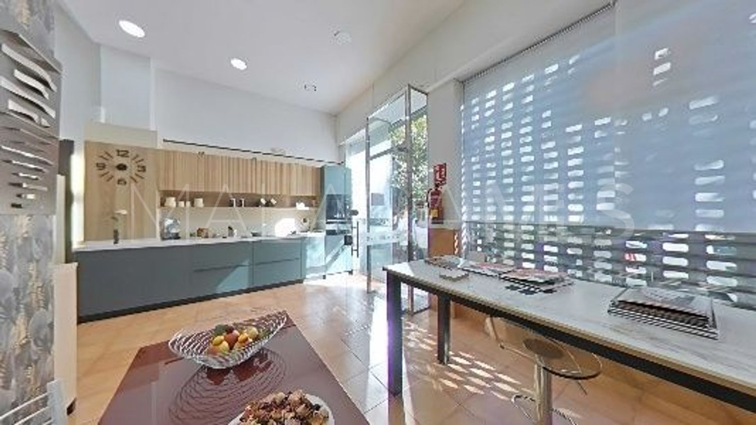 Commercial for sale in Malaga - Carretera de Cádiz