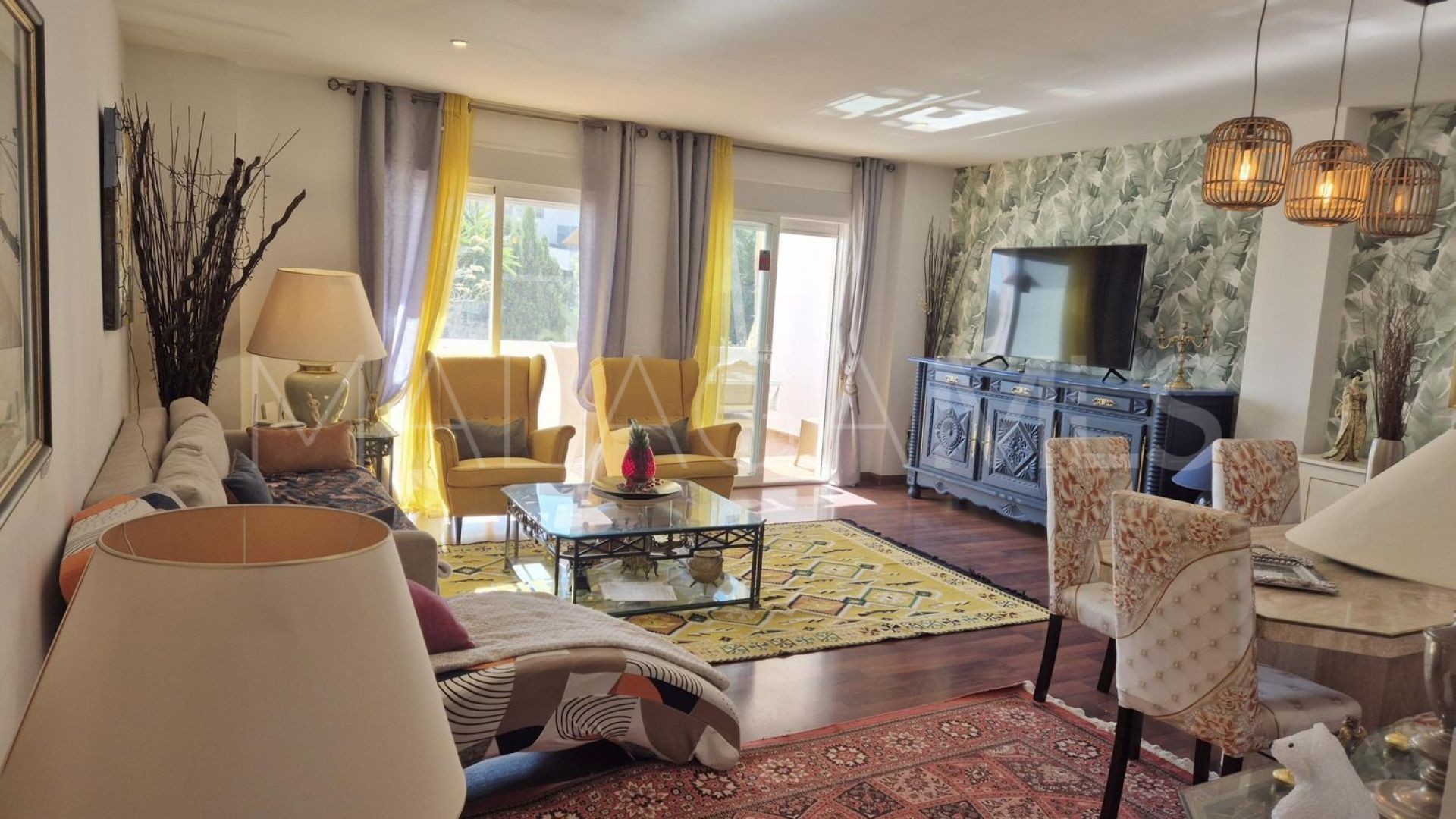 Buy piso in Mijas Pueblo with 2 bedrooms