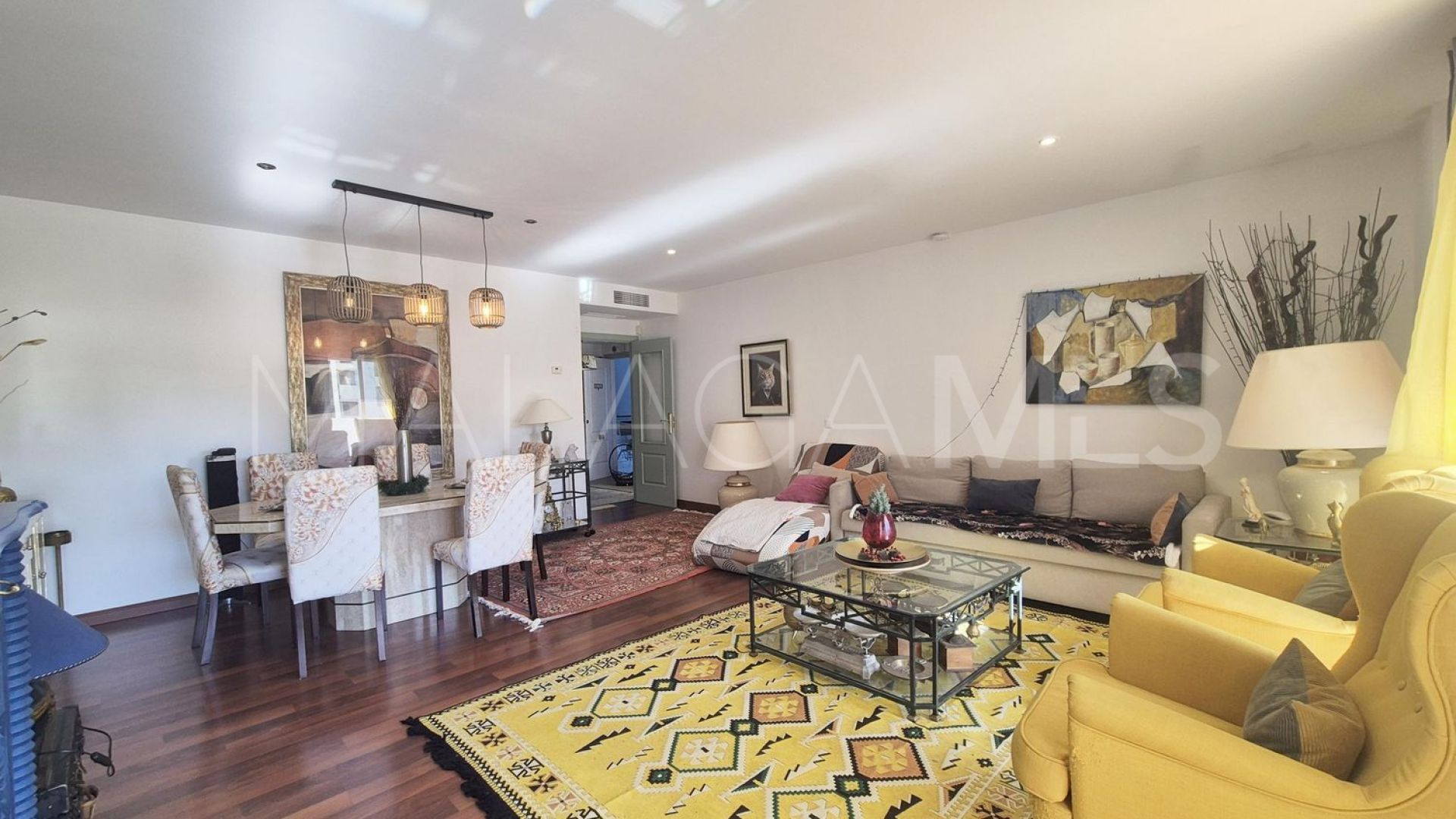 Buy piso in Mijas Pueblo with 2 bedrooms