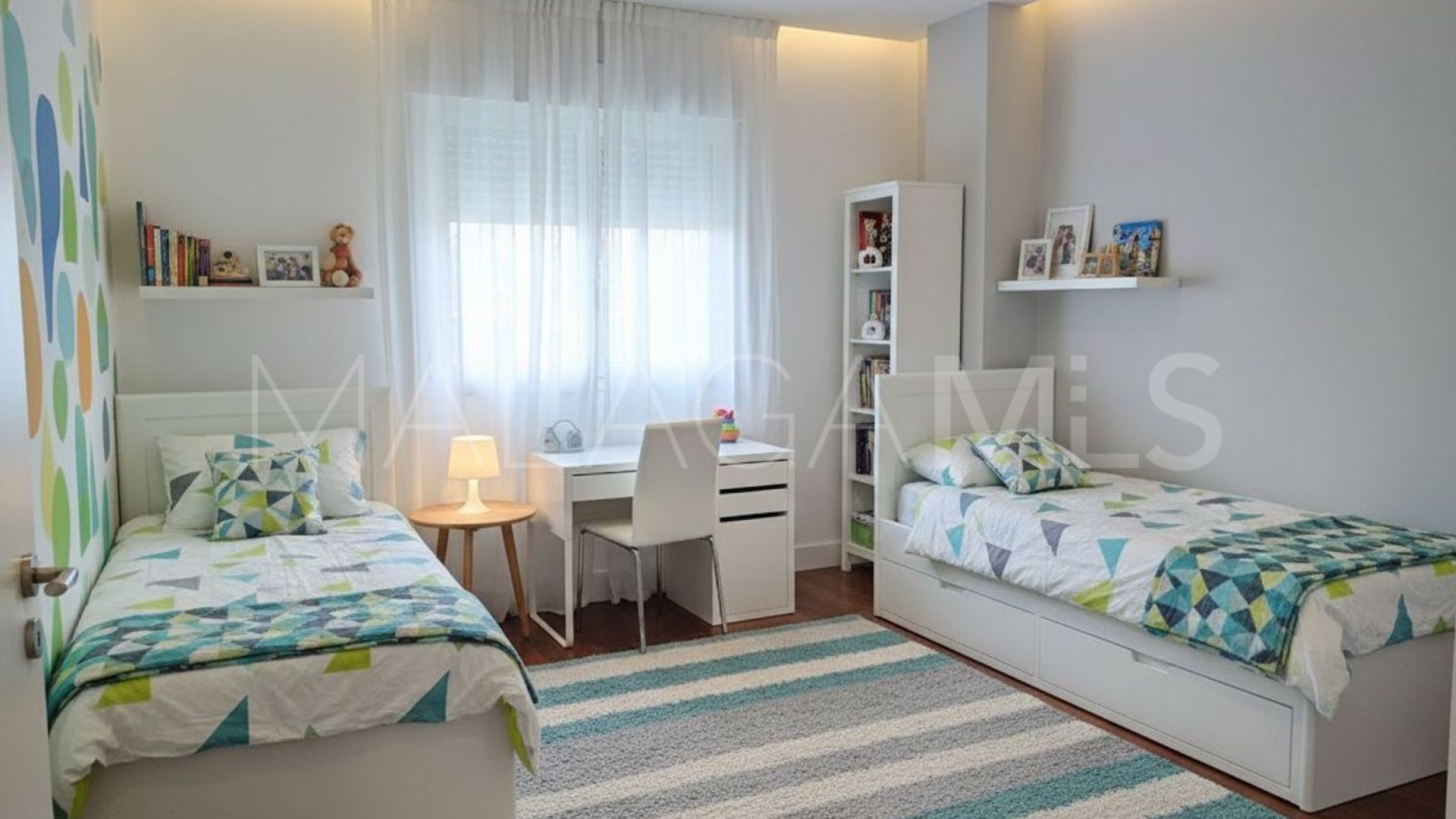 Buy piso in Mijas Pueblo with 2 bedrooms