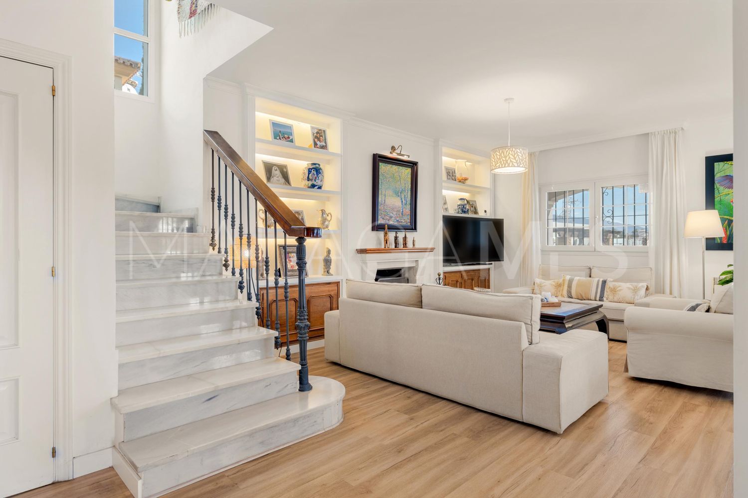 Hus i byn for sale in Nueva Atalaya
