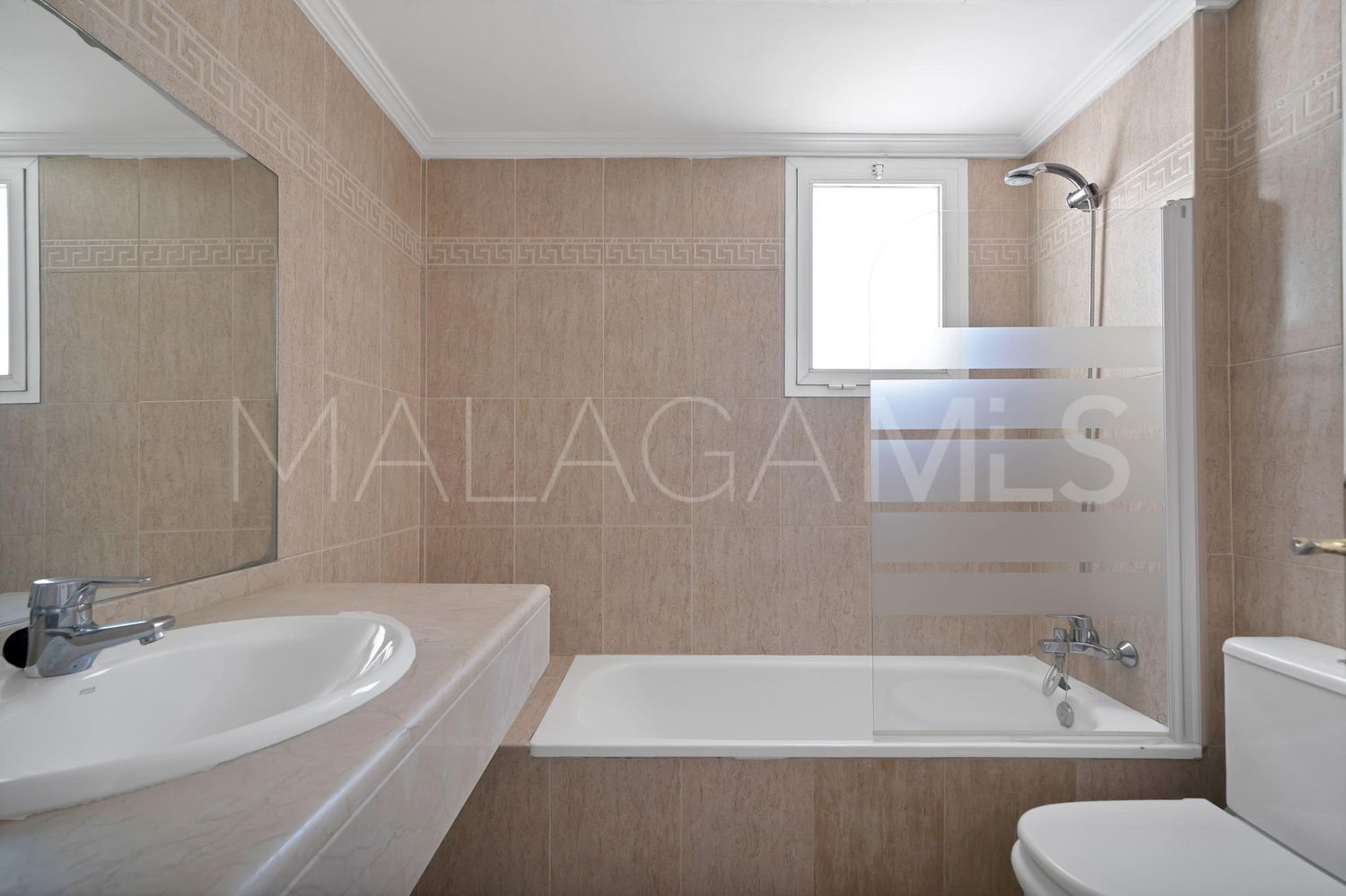For sale La Carolina 3 bedrooms flat