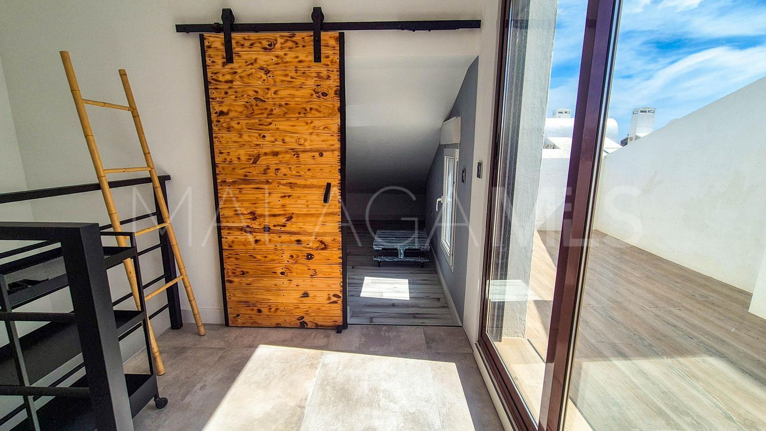 For sale house in El Chaparral with 5 bedrooms