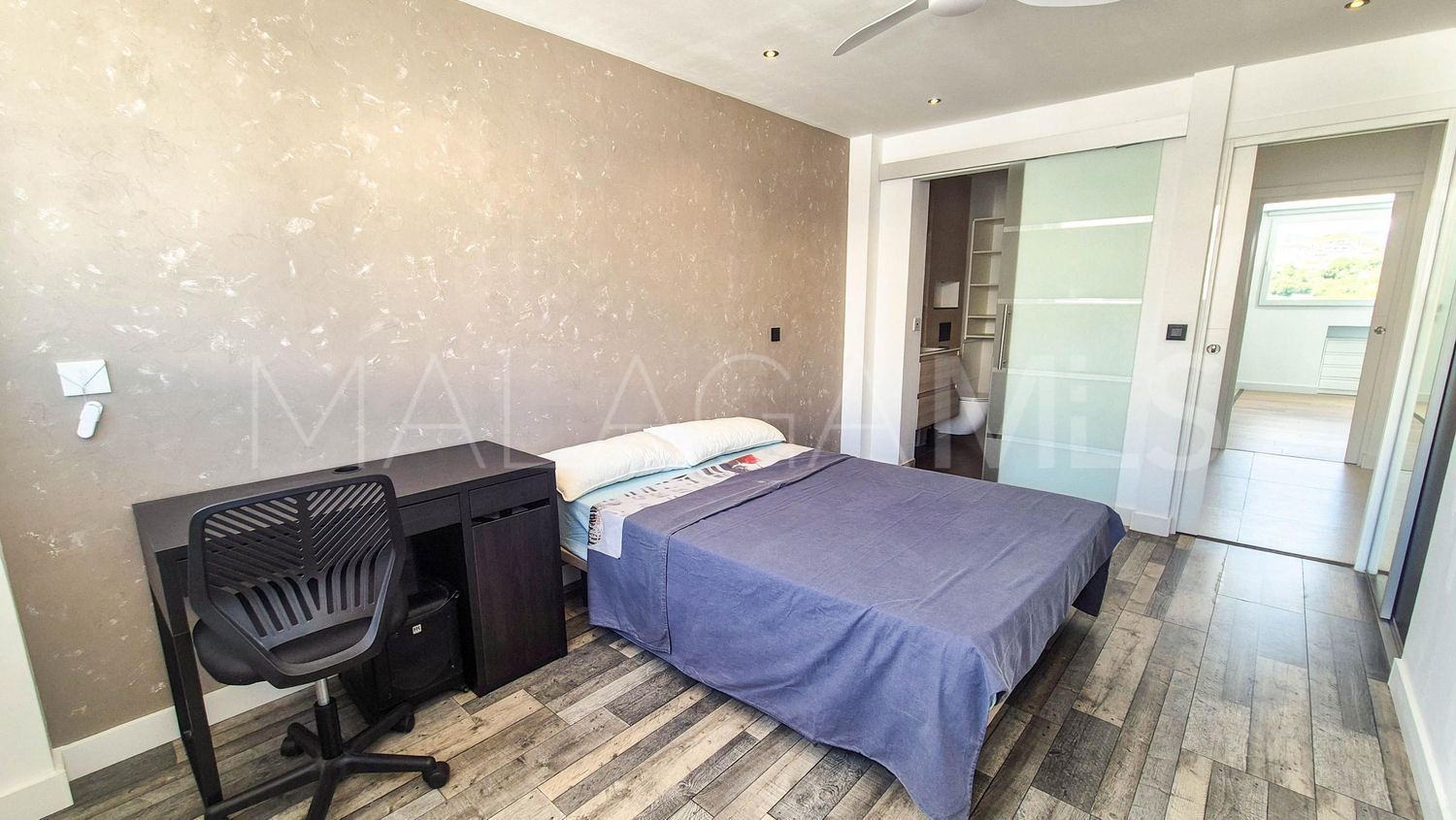 For sale house in El Chaparral with 5 bedrooms