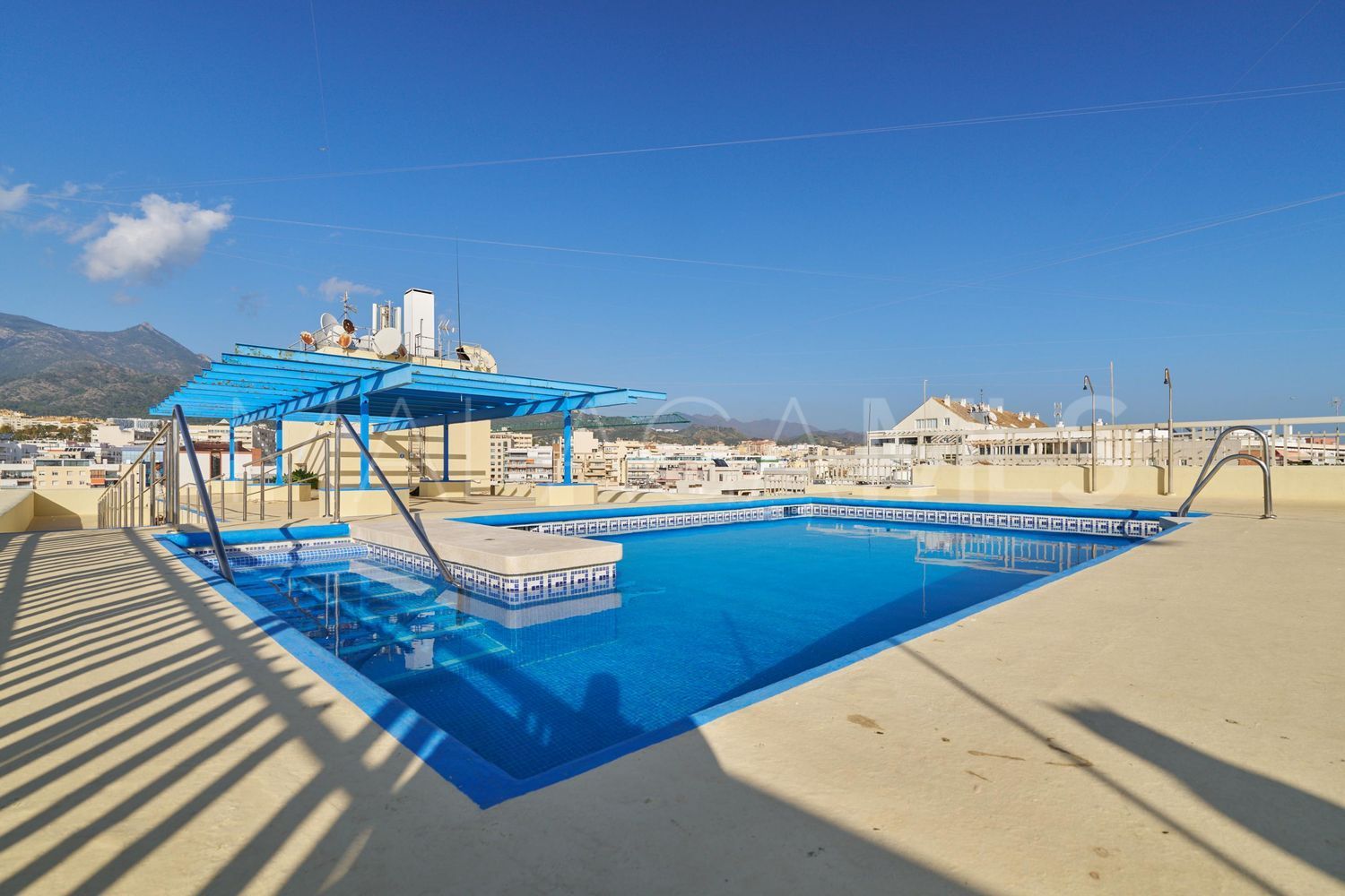 Flat for sale in Playa Bajadilla - Puertos
