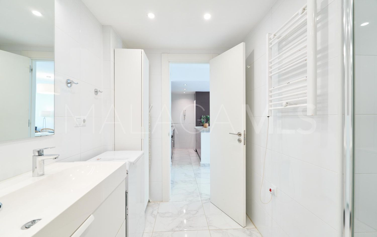Flat for sale in Playa Bajadilla - Puertos