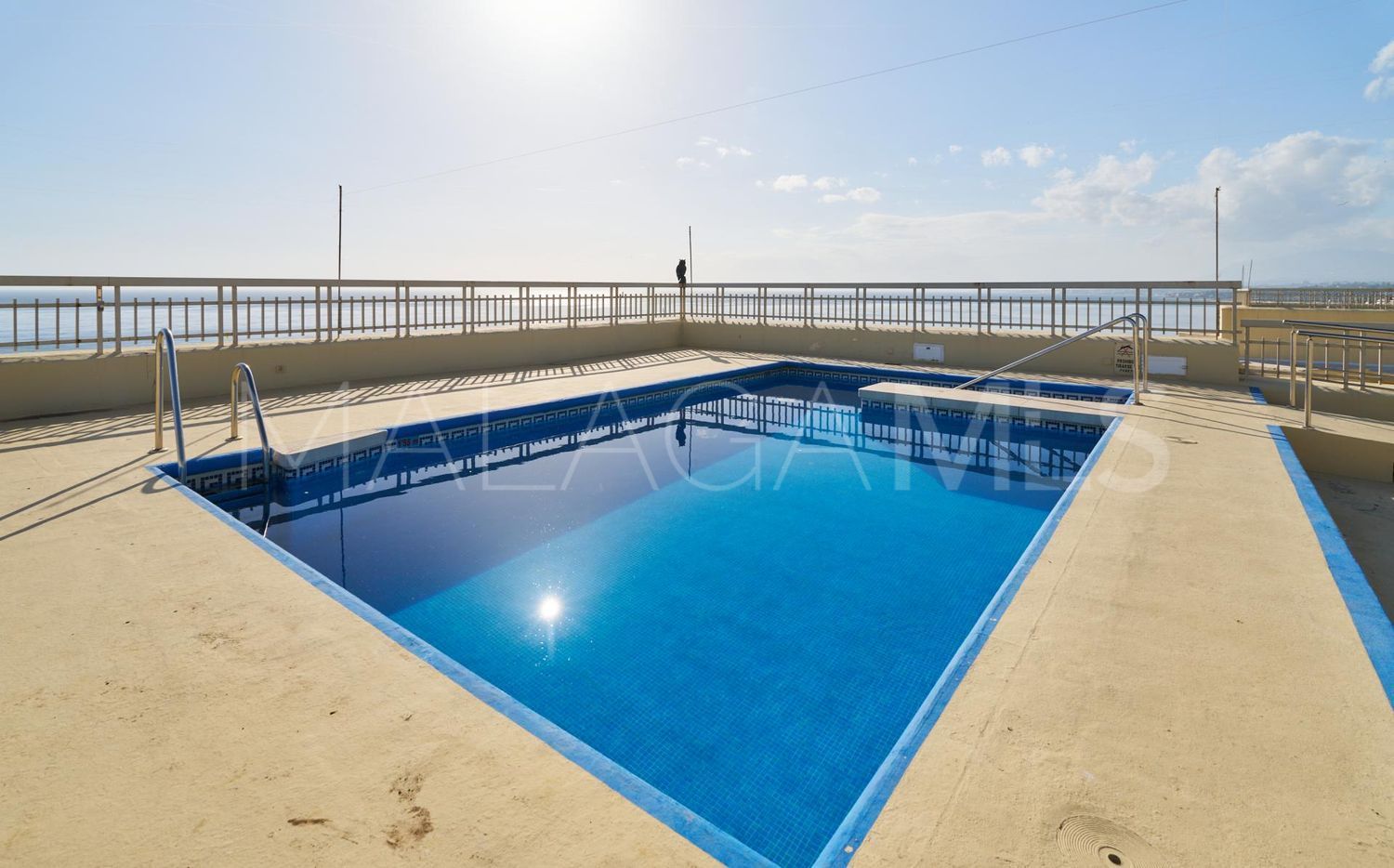Flat for sale in Playa Bajadilla - Puertos