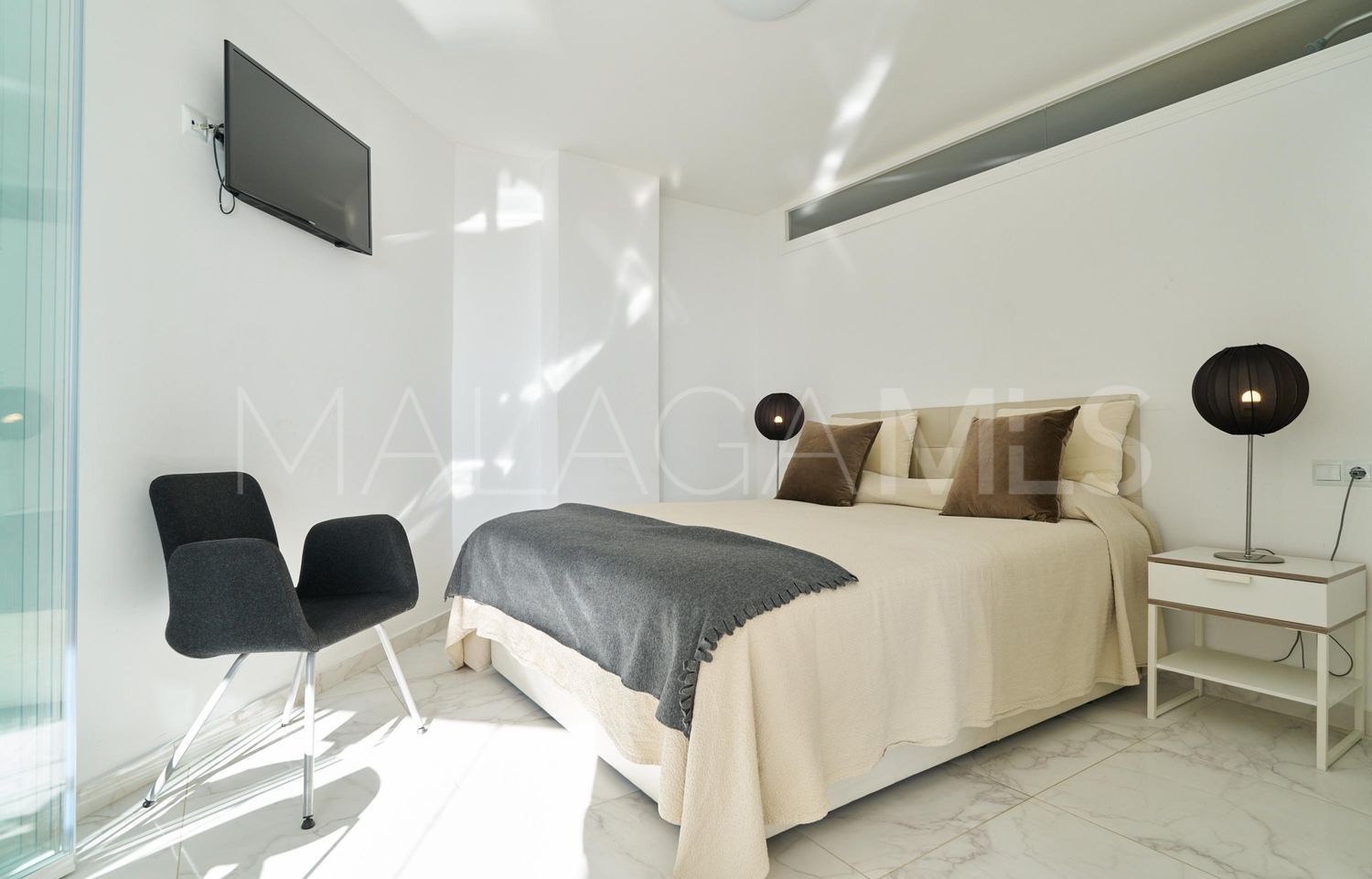 Flat for sale in Playa Bajadilla - Puertos
