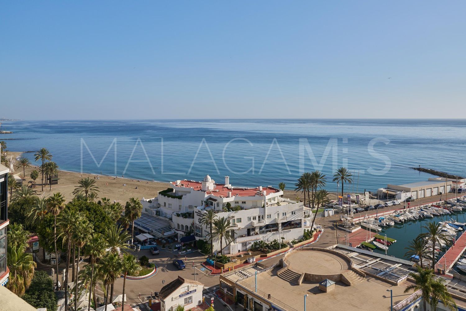 Flat for sale in Playa Bajadilla - Puertos