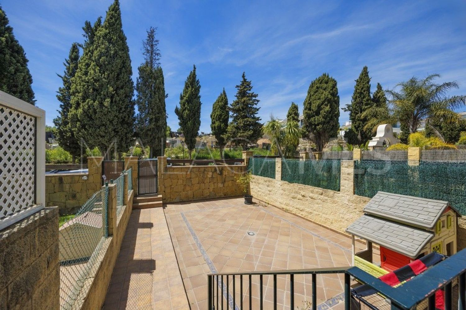 Radhus for sale in Nagüeles