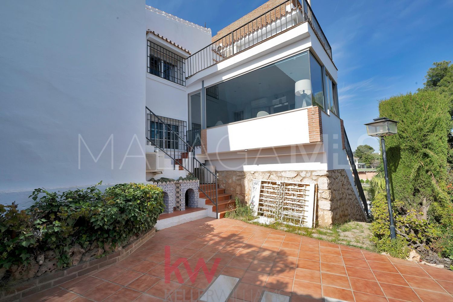 Hus i byn for sale in Cerrado Calderón - El Morlaco