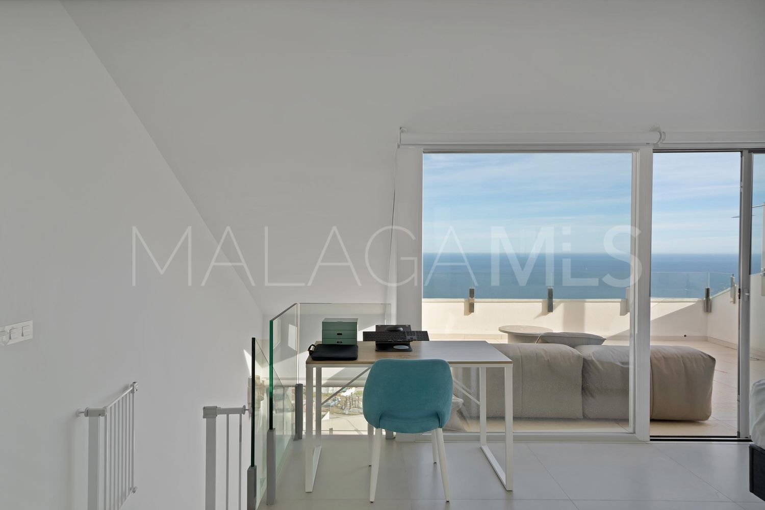 Duplex penthouse in La Capellania for sale